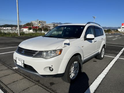 Mitsubishi outlander 4WD